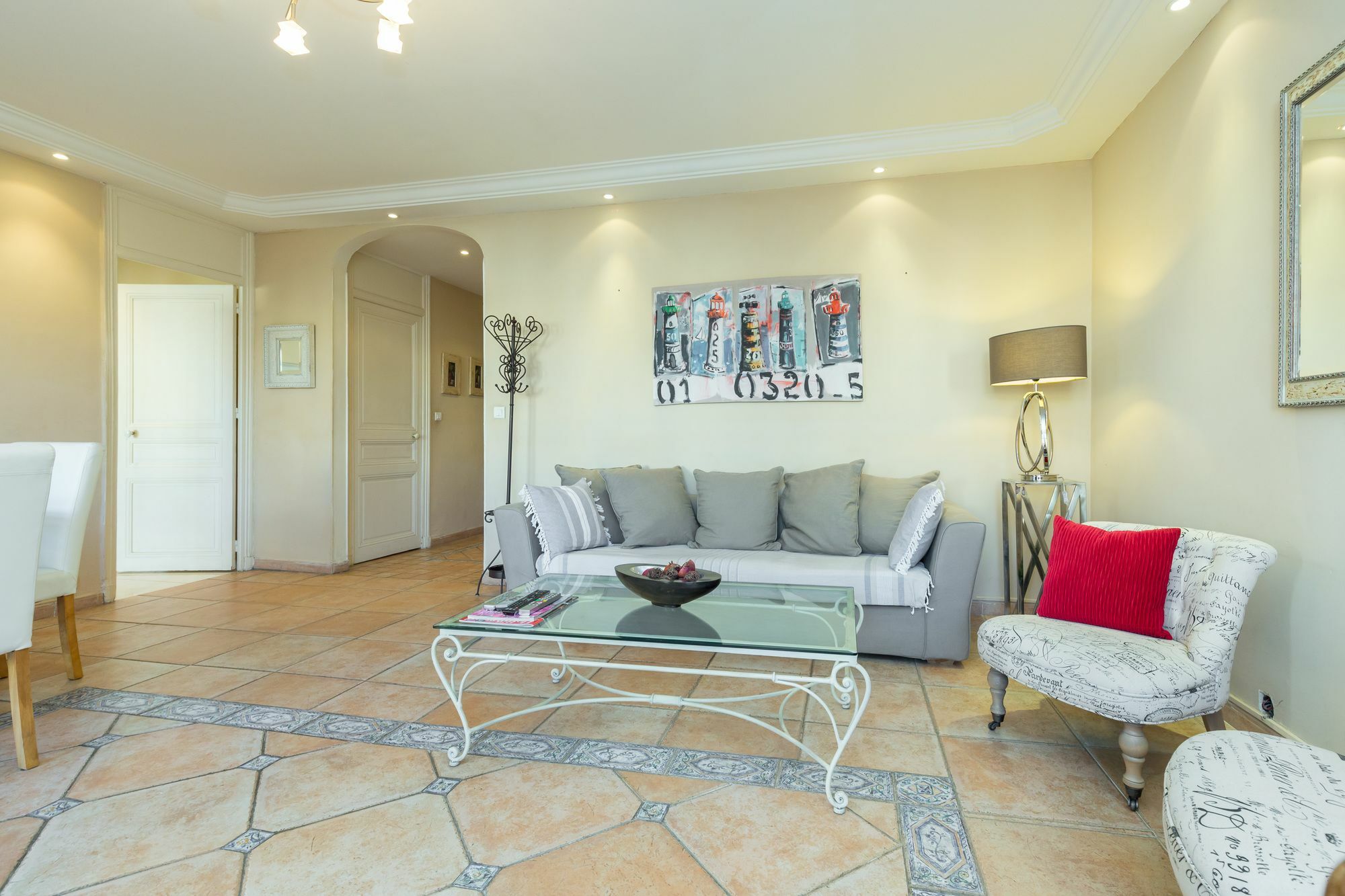 Lovely 2 Bed 2 Bath Apartment In Cannes On Rue Antibea Easy Walk To The Palais 224 Kültér fotó